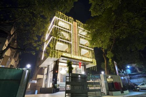 Shivajinagar Hotel | Hotel Everest Regency Pune