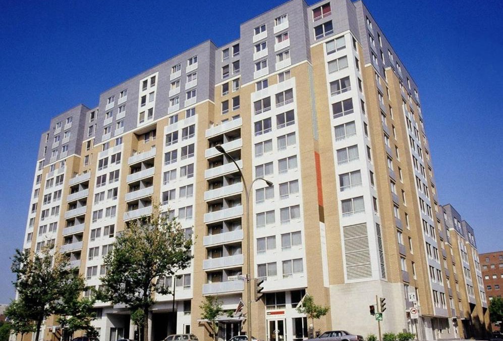 Quartier des Spectacles Hotel | Hotel Faubourg Montreal Centre-Ville Downtown