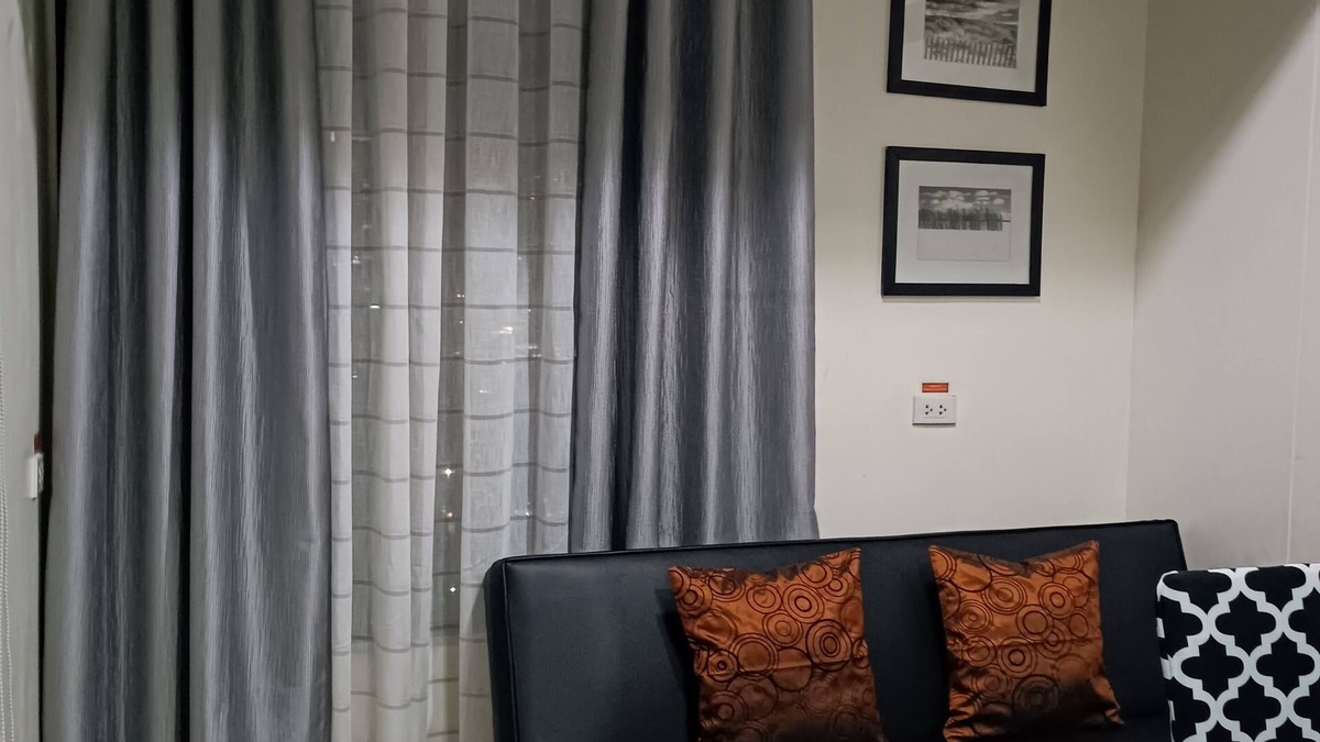 Mabolo Apartment | Hotel feel condo. Few minutes to shopping malls. With pool, gym and jog path.