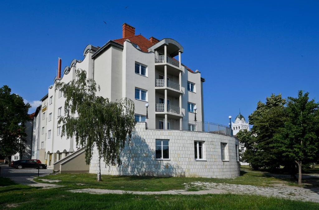 Sarospatak Hotel | Hotel Furmint