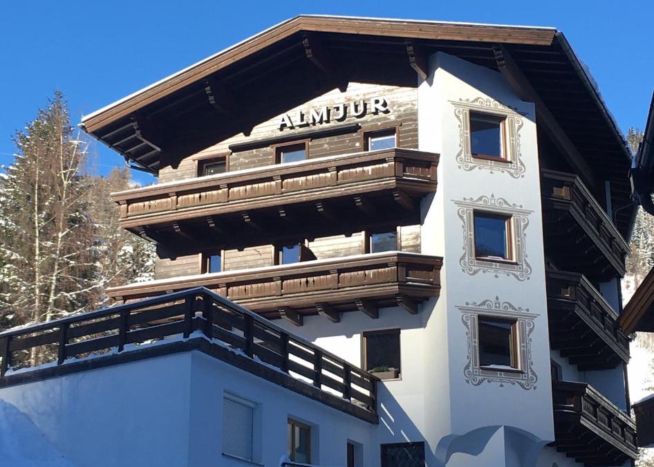 Sankt Anton am Arlberg House | Hotel Garni Almjur