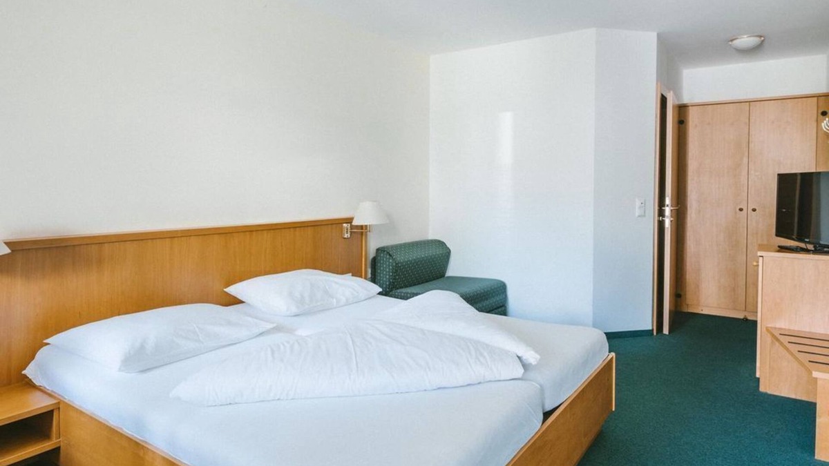 Illmitz House | Hotel Garni Doppelzimmer Duw/c - Hotel Johannes-zeche Tauber