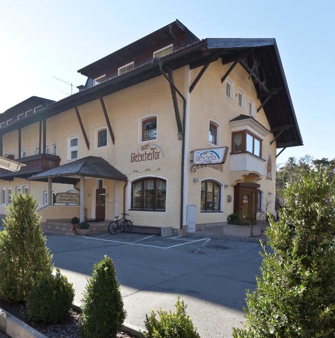 Oetztal-Bahnhof Bed & Breakfast | Hotel Garni Gletschertor