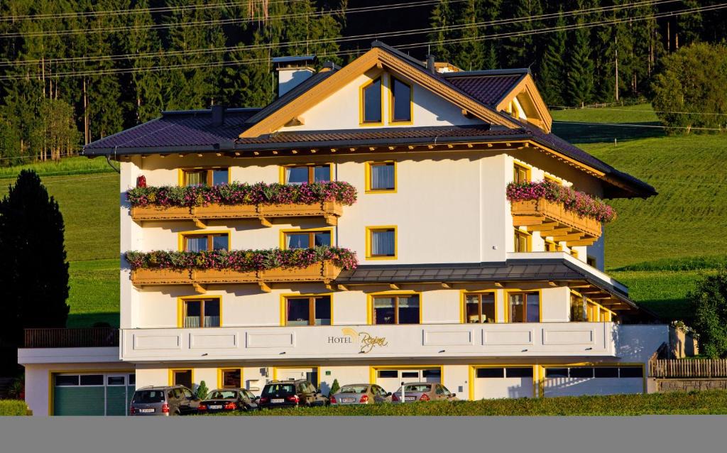Außerweerberg Hotel | Hotel Garni Regina