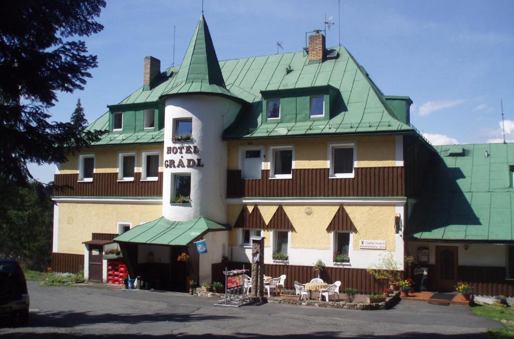 Zelezna Ruda Hotel | Hotel Gradl