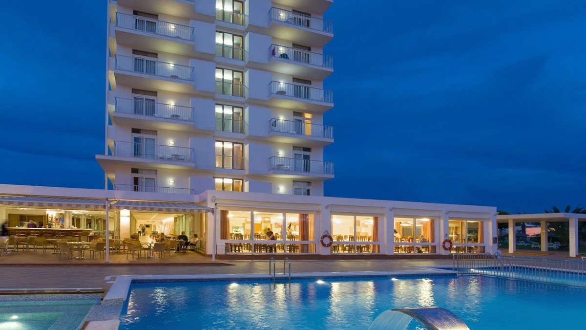 Sant Antoni de Portmany Hotel | Hotel Gran Sol Ibiza