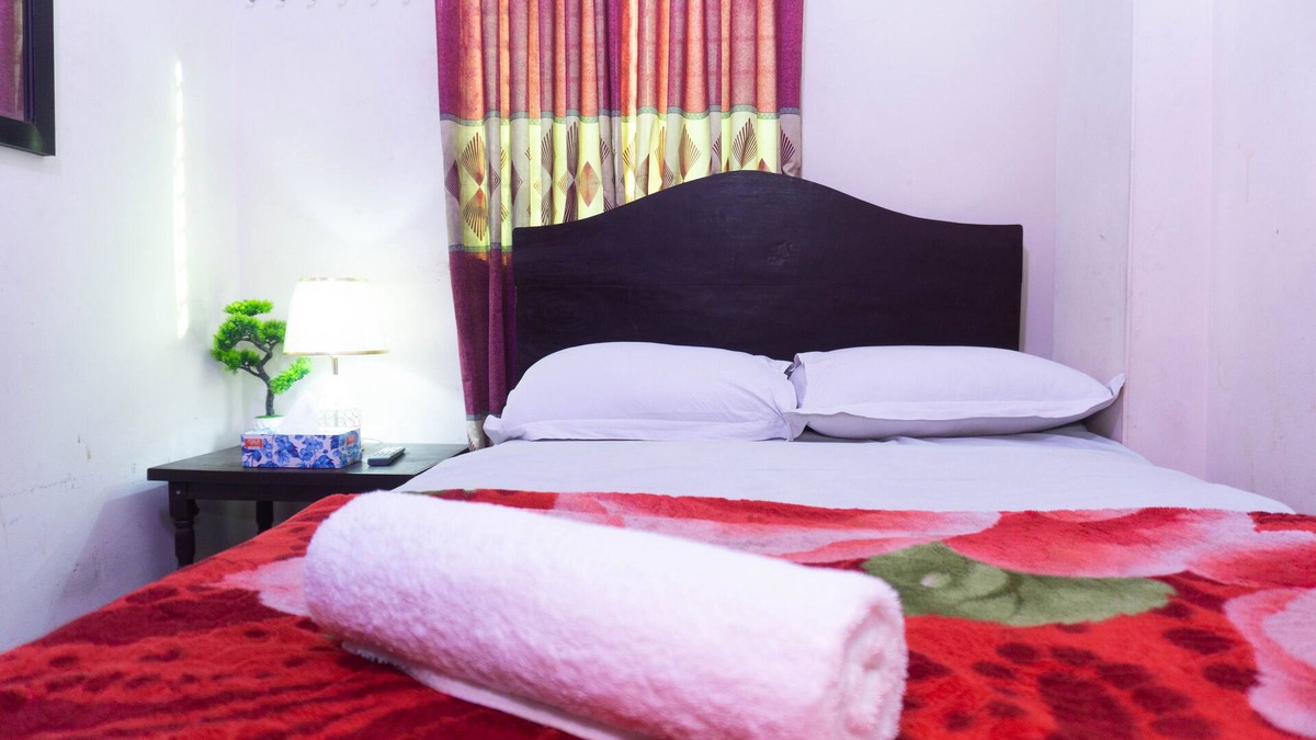 Dhaka House | Hotel Green Garden - Couple Room -AC