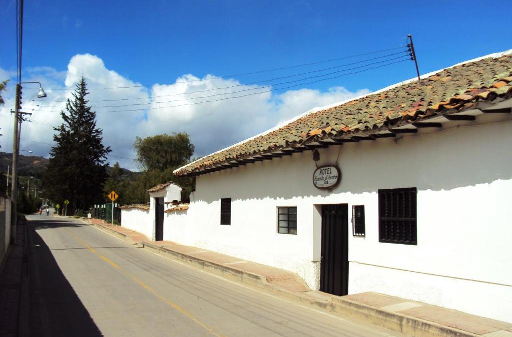Iza Hotel | Hotel Hacienda El Aserrio