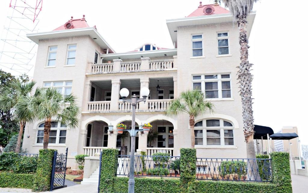 Downtown San Antonio Hotel | Hotel Havana