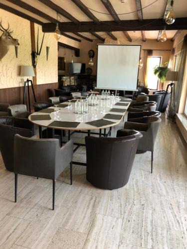 Chodes Hotel | Hotel Hotleu