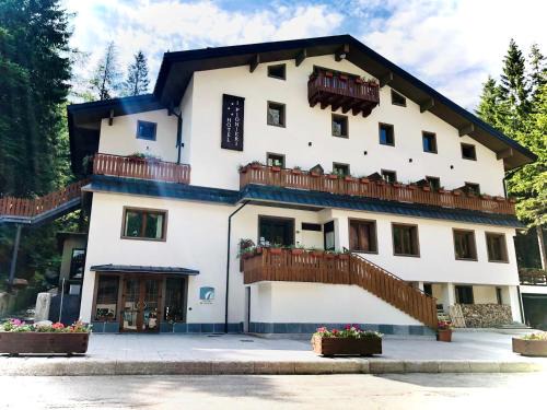 Abetone Hotel | Hotel I Pionieri