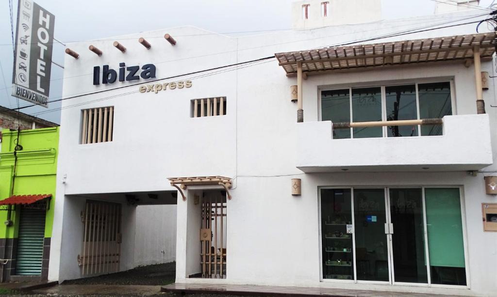 Tapachula Hotel | Hotel Ibiza Express