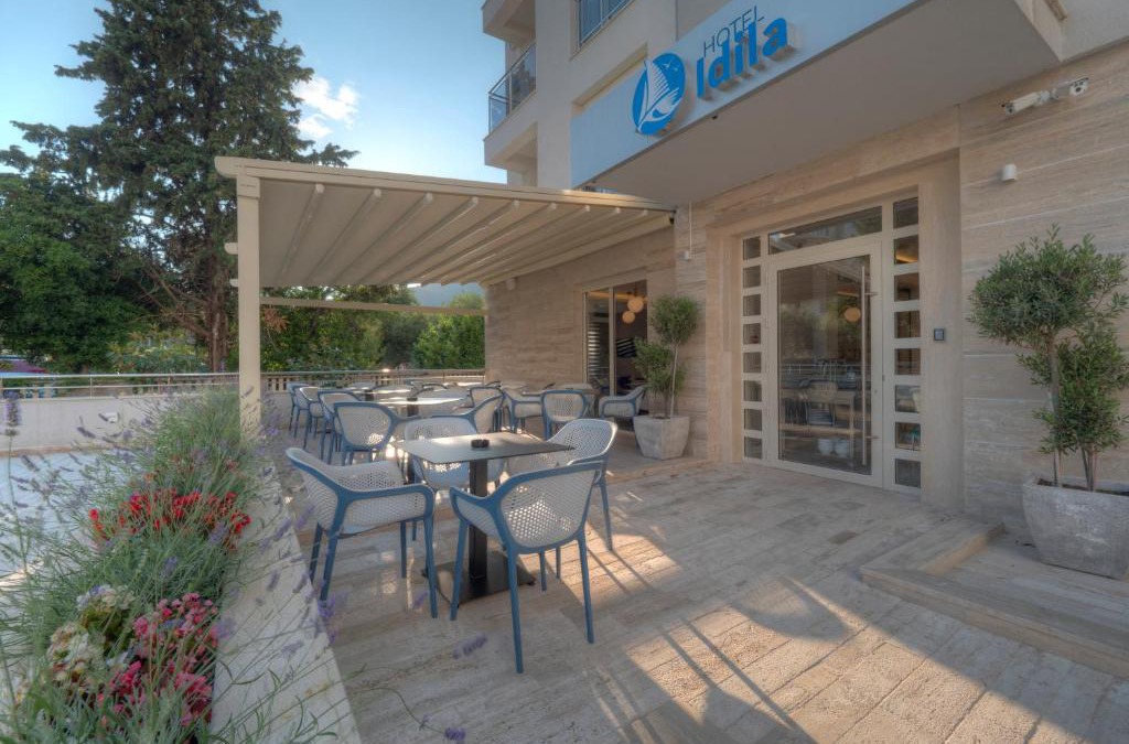 Velji Vinogradi Hotel | Hotel Idila Budva