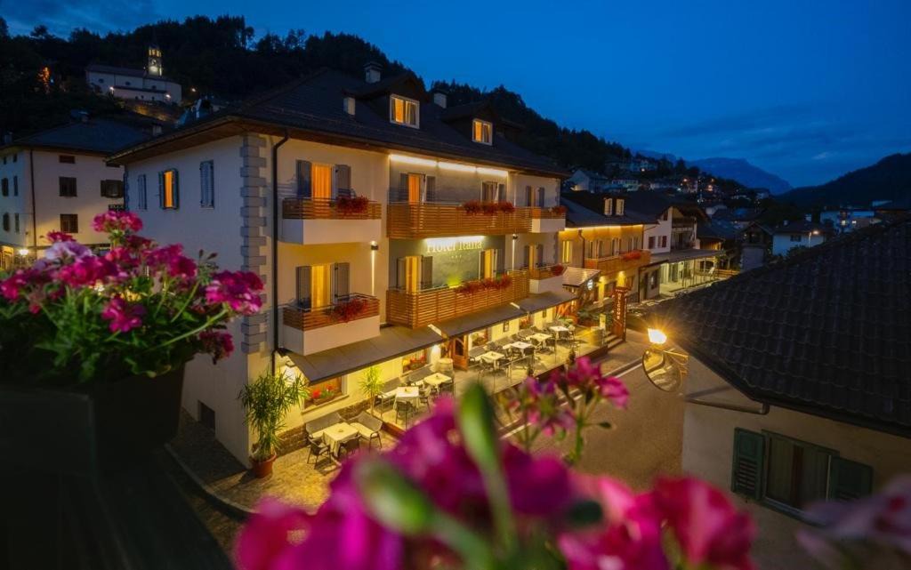 Castello-Molina di Fiemme Hotel | Hotel Italia