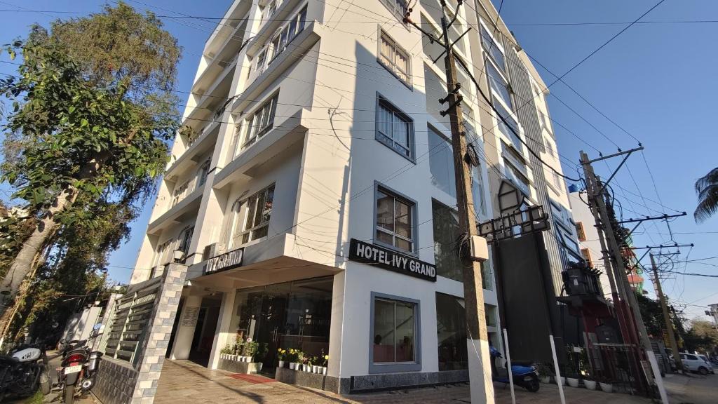 Jorhat Hotel | Hotel IVY Grand By GRB