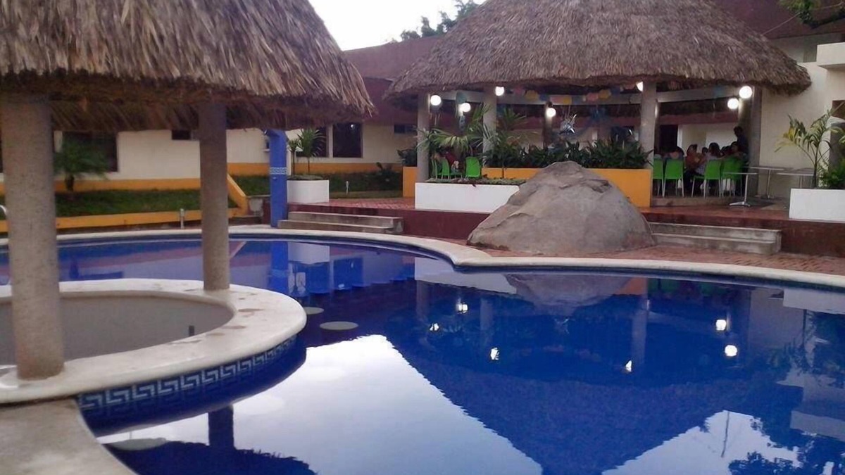Huixtla Hotel | Hotel Jardin Real