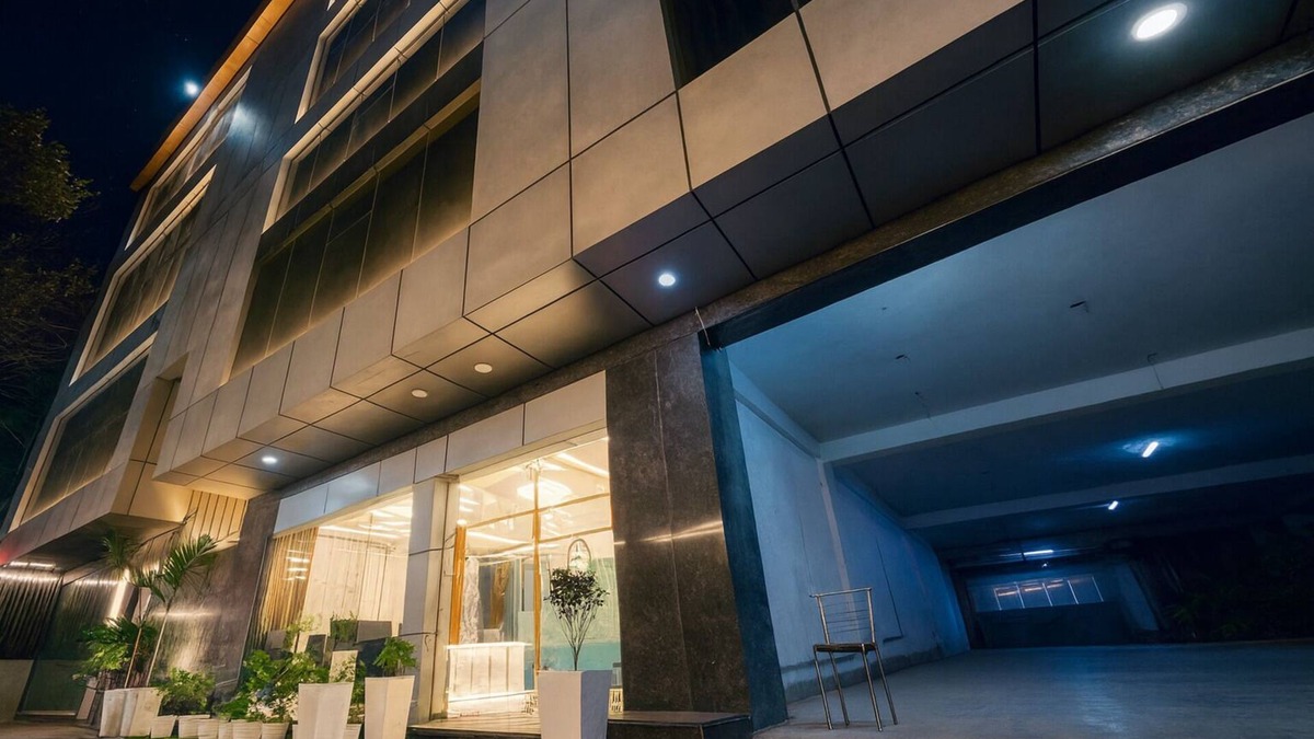 New Delhi Hotel | Hotel JMK