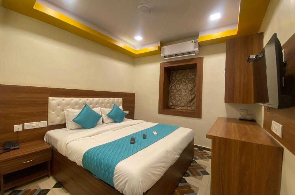 Masjid Bandar Hotel | Hotel Jodiya - Near CST