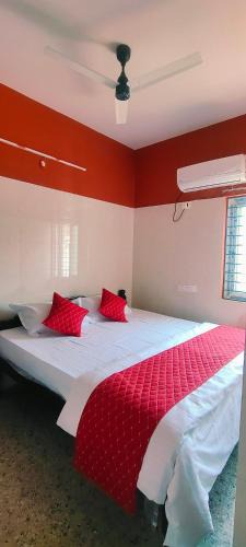 Srikalahasti Hotel | Hotel Jyothi Kumar Royal New