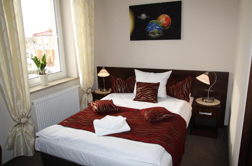 Fabryczna Hotel | Hotel Kosmonauty Wrocław-Airport