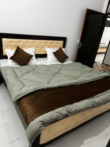 Faizabad House | Hotel Krishna cottage