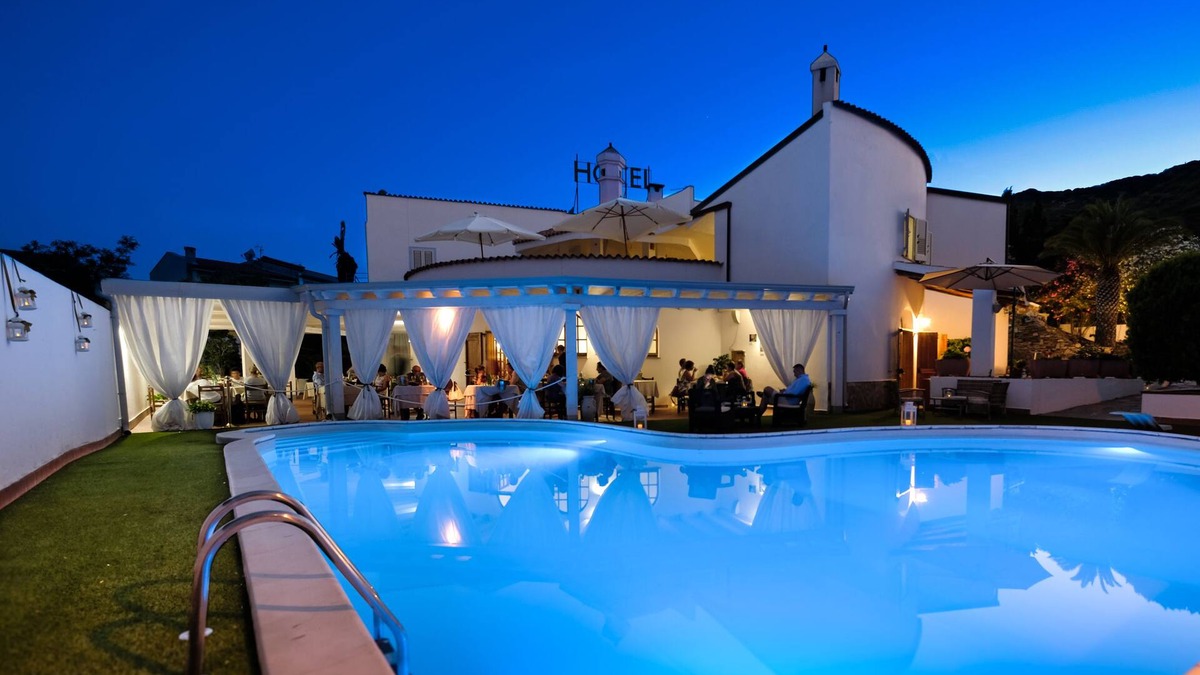 La Caletta Hotel | Hotel L'Aragosta
