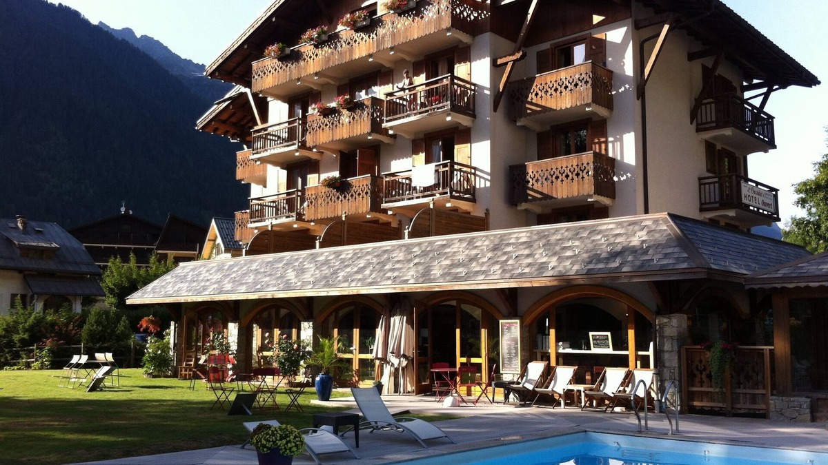Chamonix City Centre Hotel | Hotel L'Oustalet