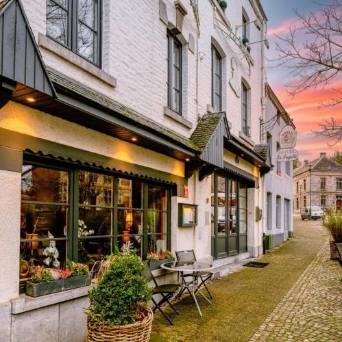 Rochefort Hotel | Hotel La Fayette