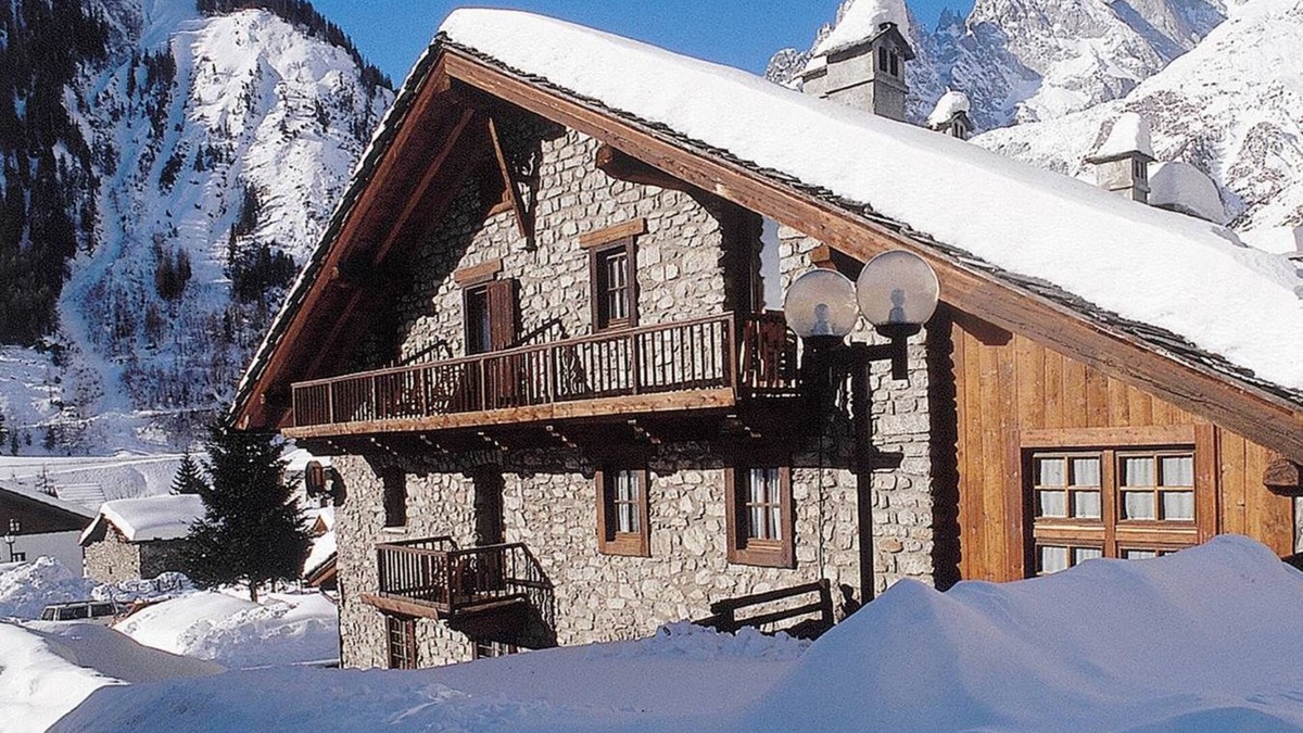 Entreves Hotel | Hotel la Grange - Animal Chic Hotel