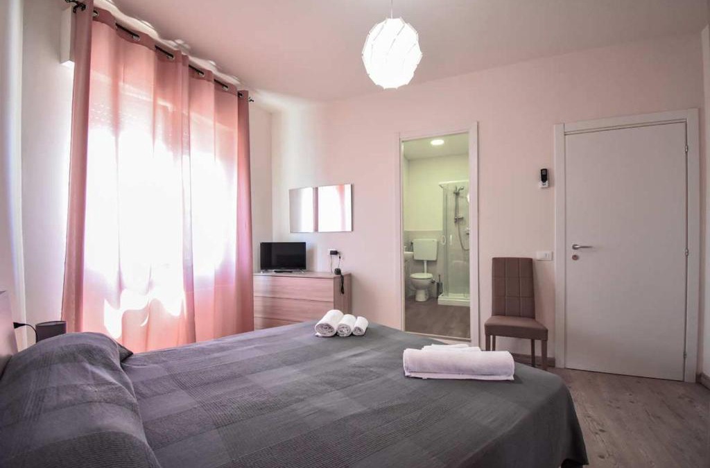 Marina di Carrara Hotel | hotel La pineta