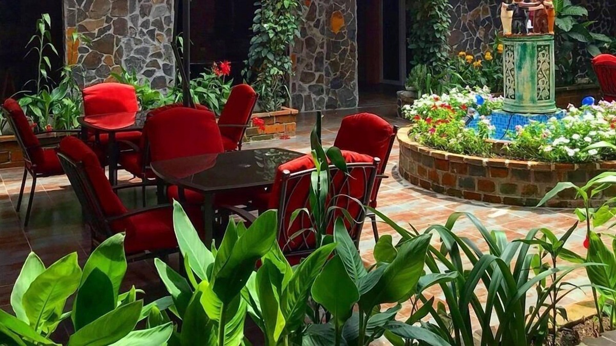 Los Naranjos Hotel | Hotel la Serrania