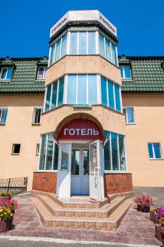Desnyans'kyi District Hotel | Hotel LaMa 2
