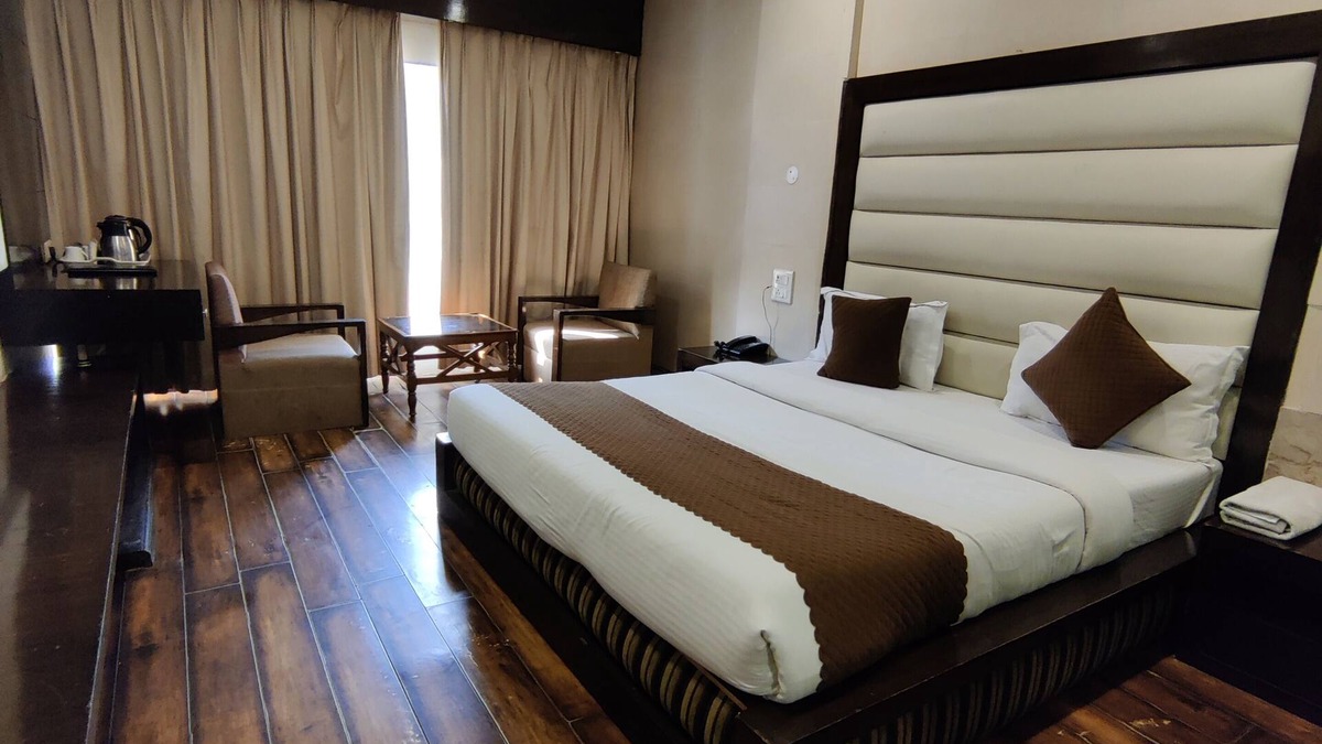 Sector 22 Hotel | Hotel Landmark Chandigarh