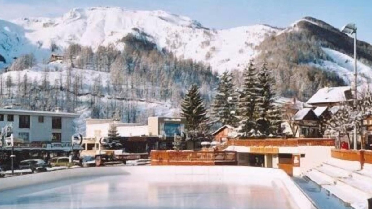 Saint-Etienne-de-Tinee Hotel | Hotel Las Donnas