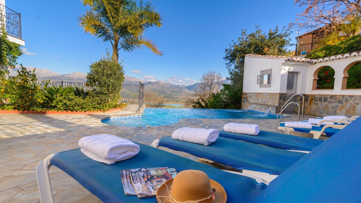 Los Romanes Hotel | Hotel Las Orquideas
