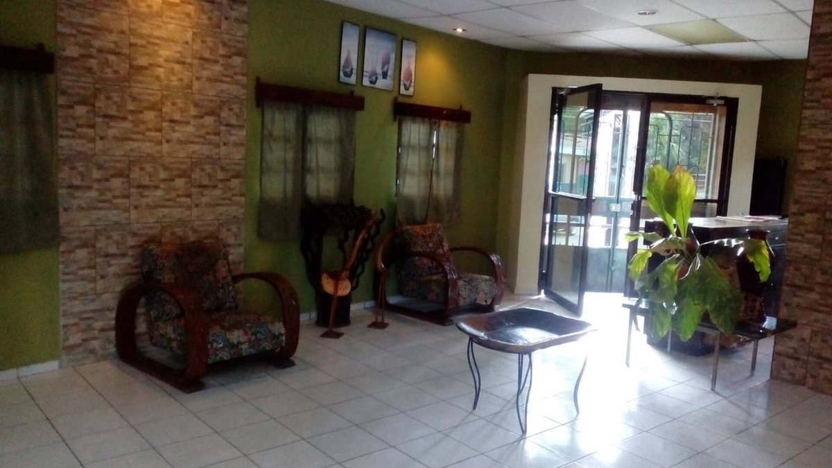 Santa Ana Hotel | Hotel Latino