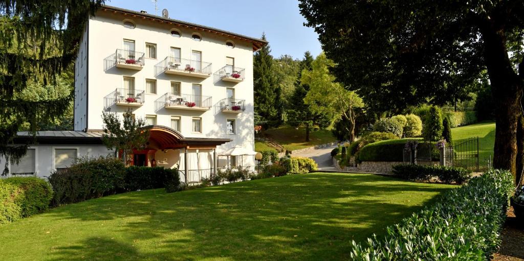 Terlago Hotel | Hotel Lilla'