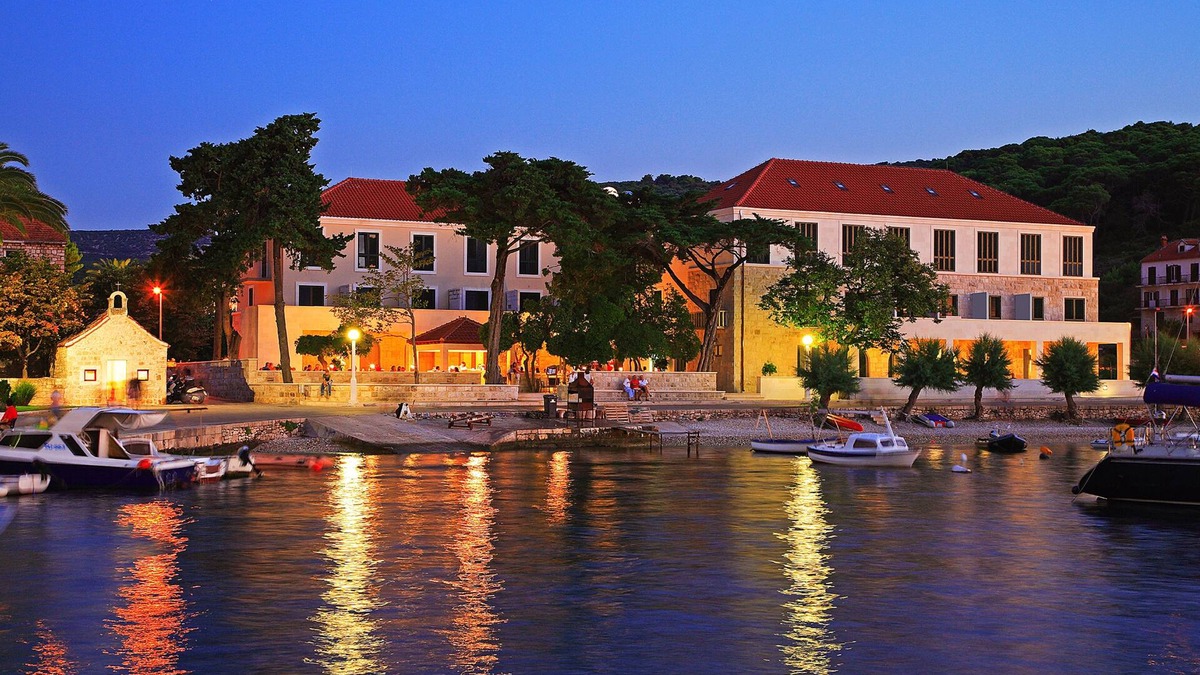 Postira Hotel | Hotel Lipa