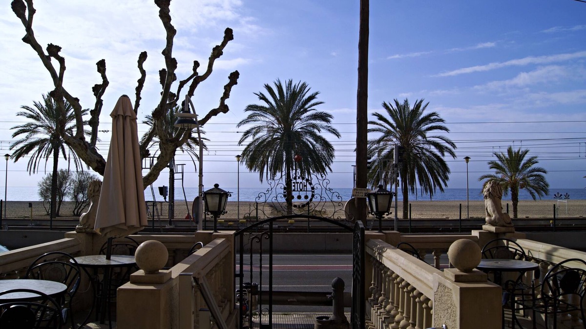 Masnou Hotel | Hotel Llar de Capitans