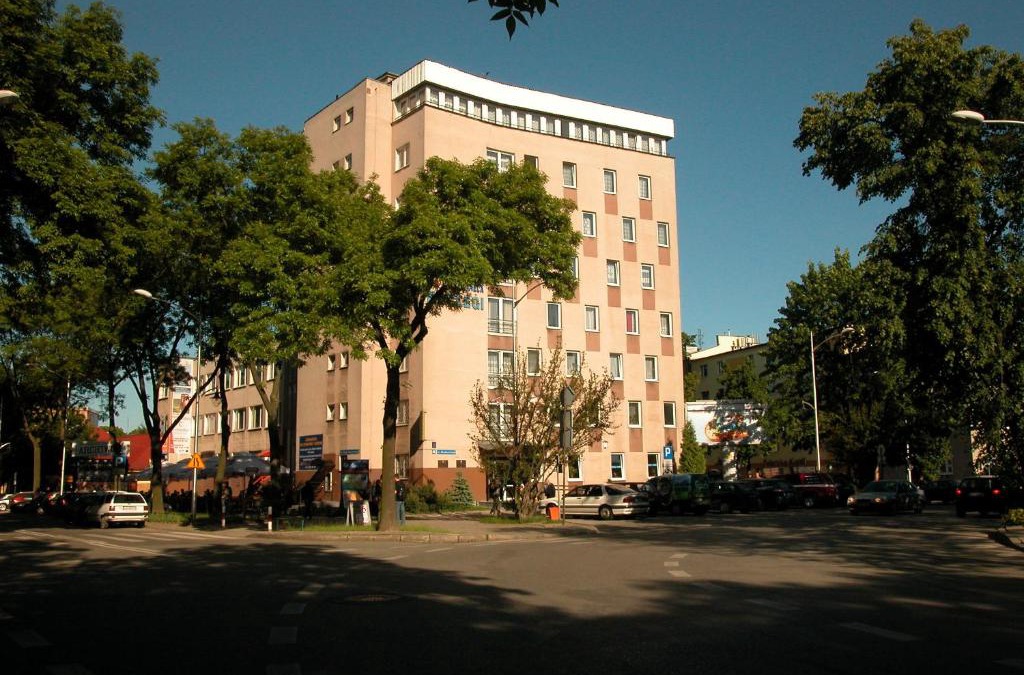 Srodmiescie Hotel | Hotel Logos