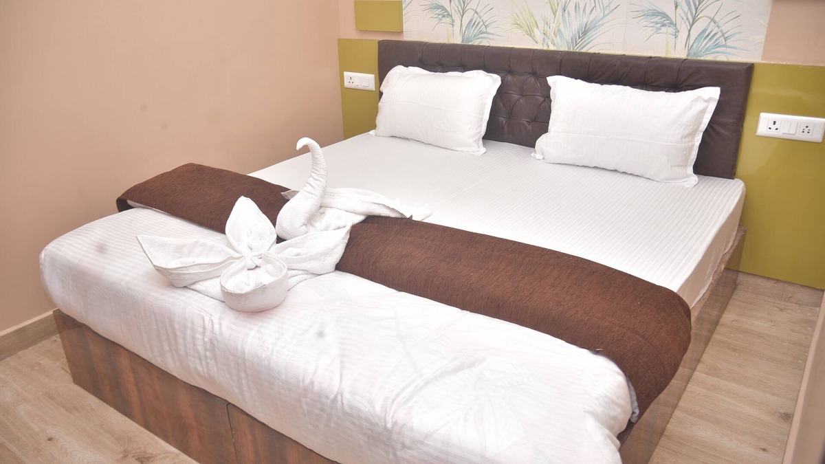 Alipurduar Hotel | Hotel Maa International