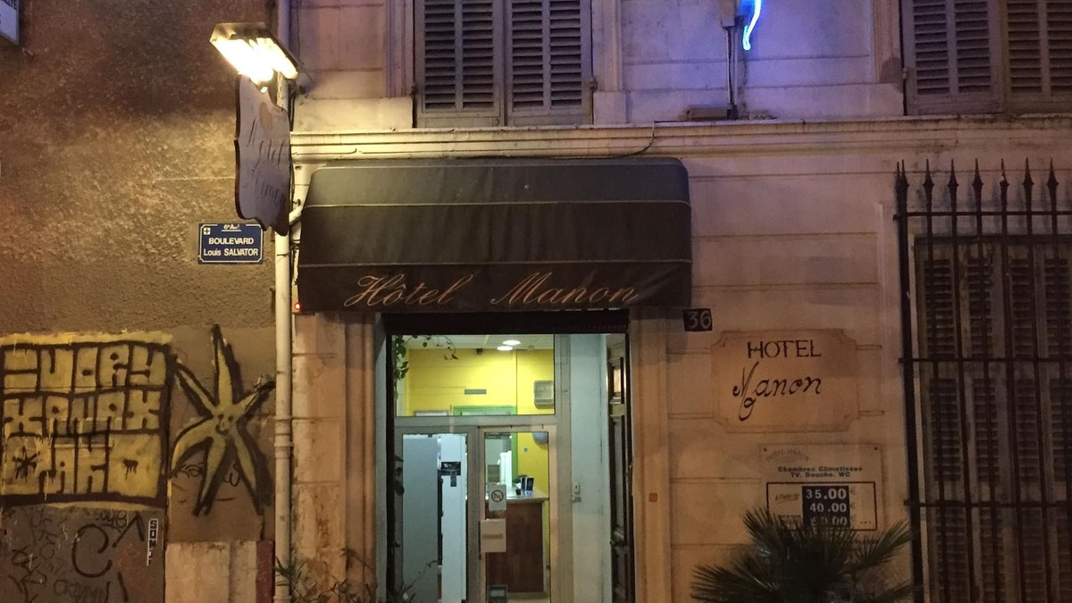 Prefecture Hotel | Hotel Manon