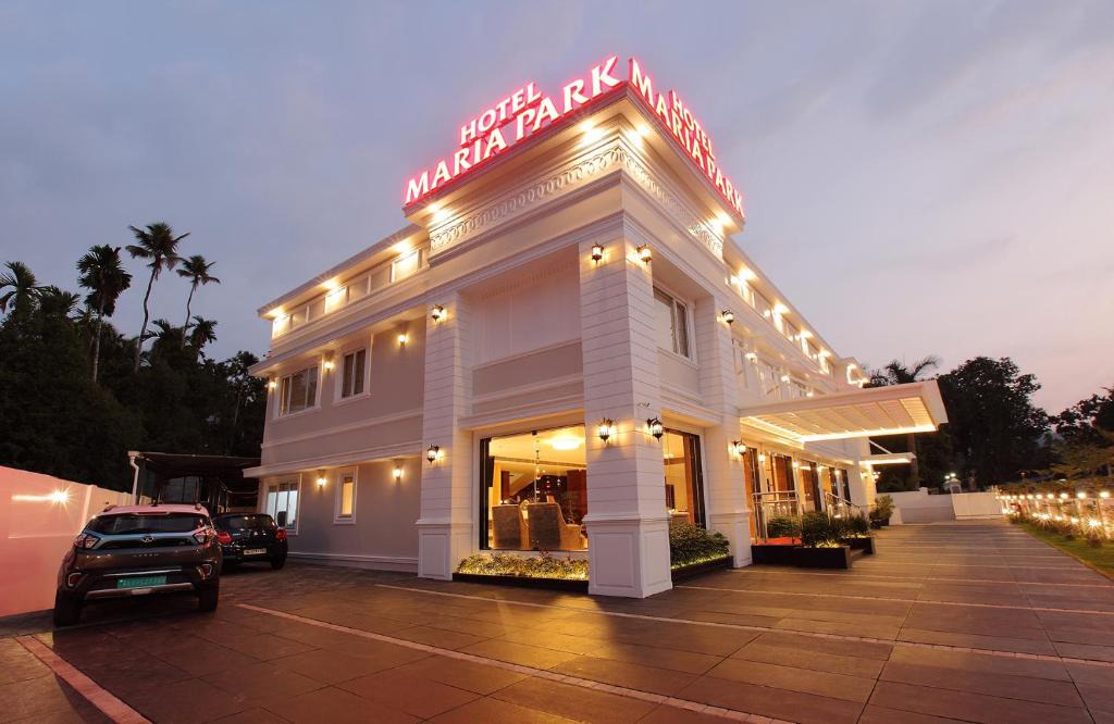 Muvattupuzha Hotel | HOTEL MARIA PARK