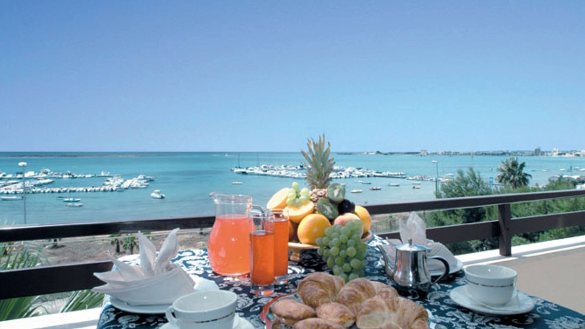 Porto Cesareo Hotel | Hotel Mediterraneo
