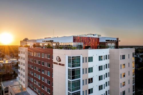 Historic Downtown Melbourne Hotel | Hotel Melby Downtown Melbourne Tapestry Collection By Hilton