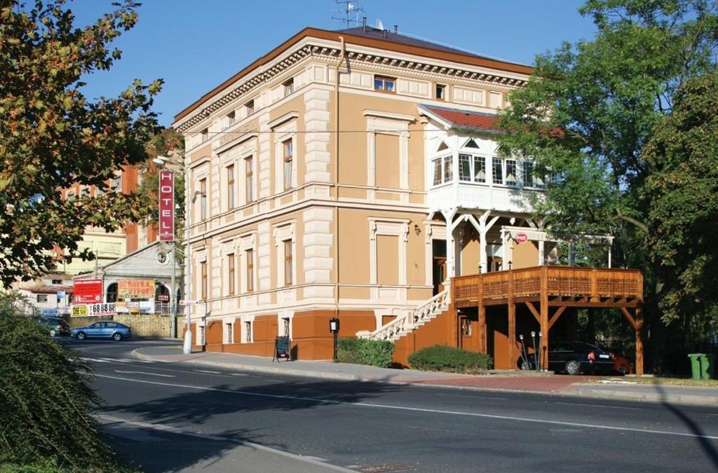 Chomutov Hotel | Hotel MERTIN