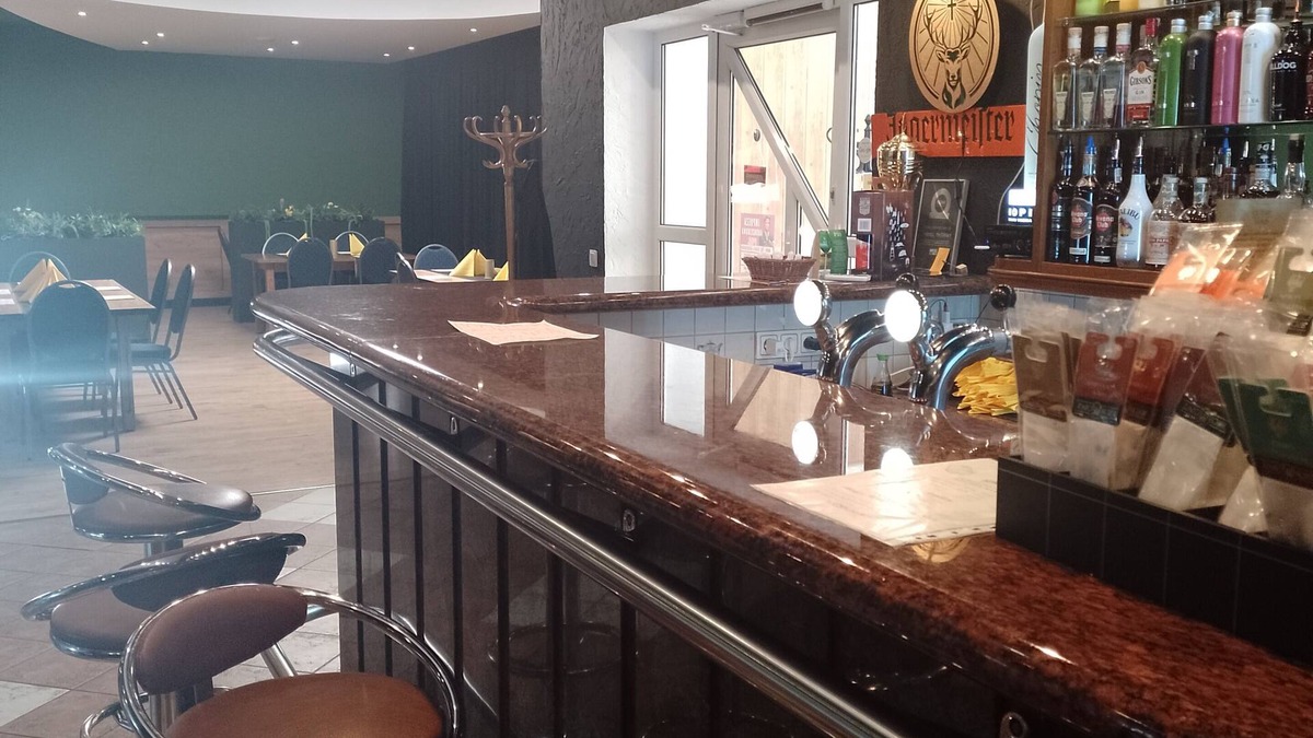 Dzierzoniow Hotel | Hotel Miodowy