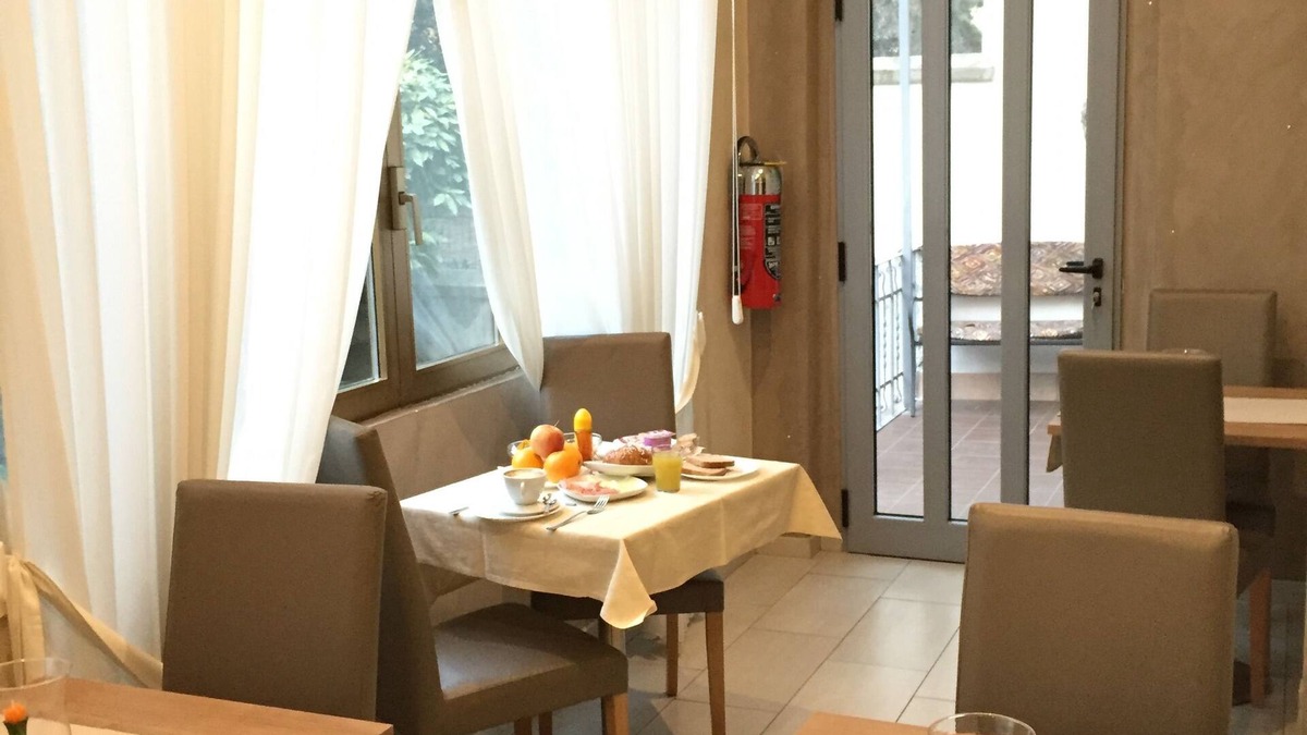 Casoretto Hotel | Hotel Montecarlo