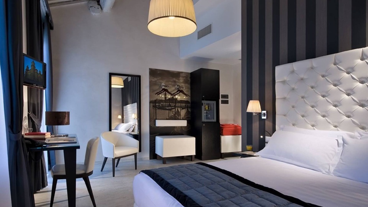 Ferrara Hotel | Hotel Nazionale