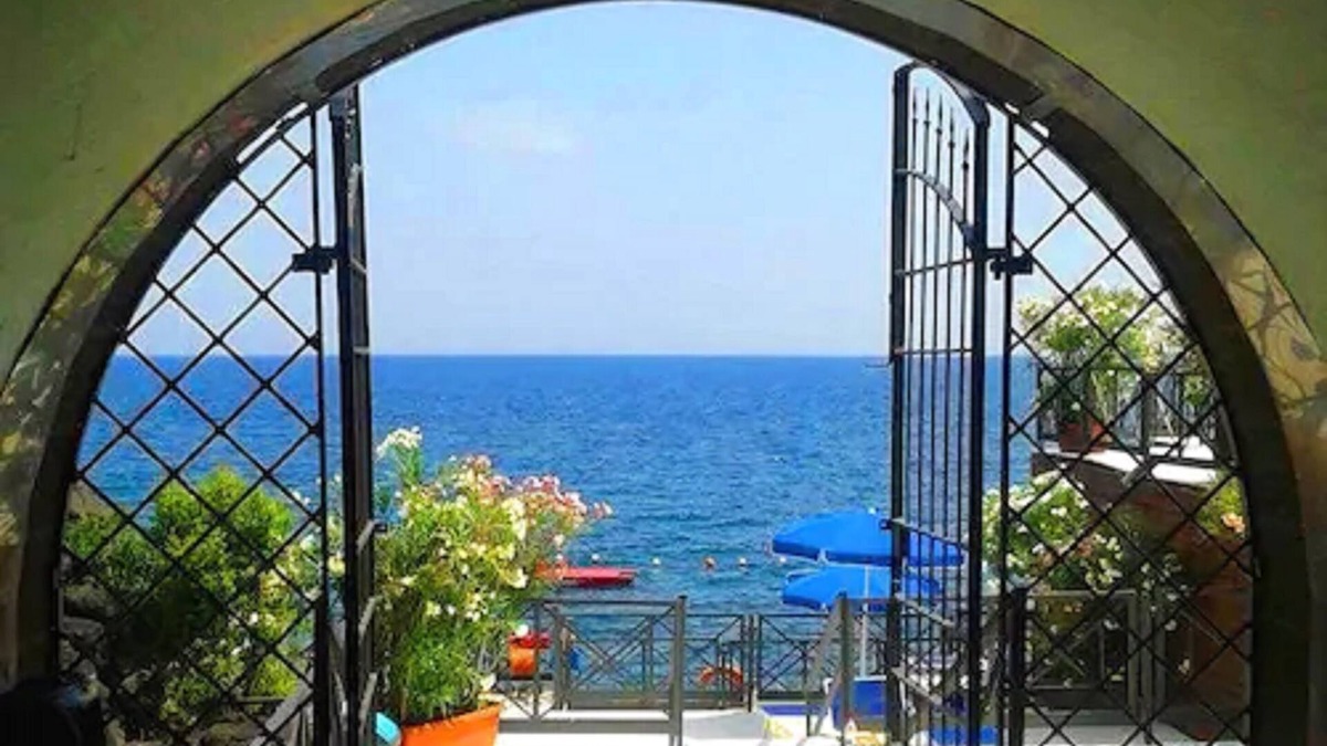 Picanello-Ognina-Barriera-Canalicchio Hotel | Hotel Nettuno